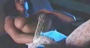 phim sex nguoi noi tieng Quan hệ tình dục đam mê từ một phim heo 3x cặp vợ chồng trong phòng ngủ.